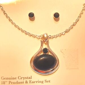 Necklace and Ear studs crystal set